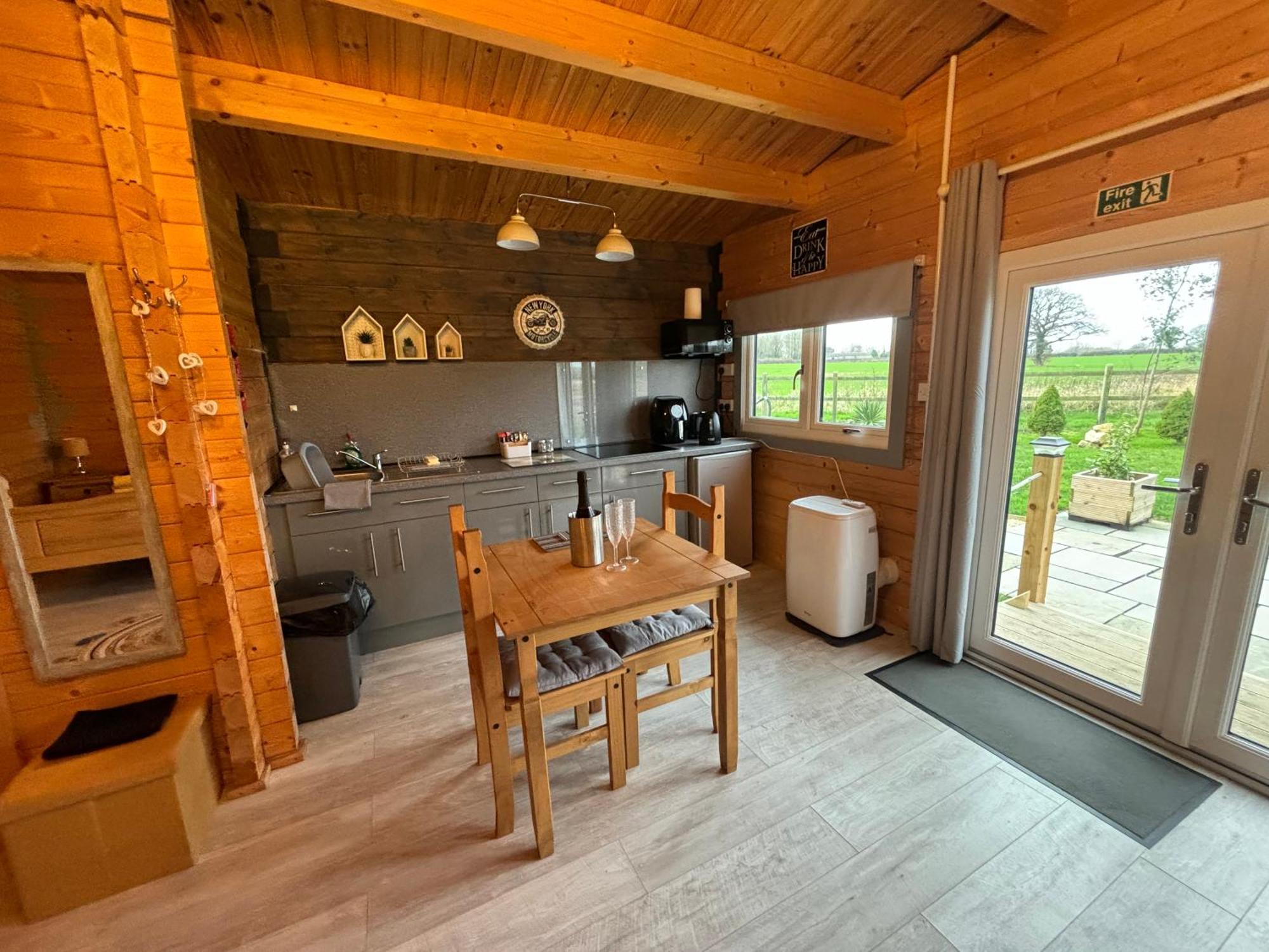Rife Lodges Аръндел Екстериор снимка