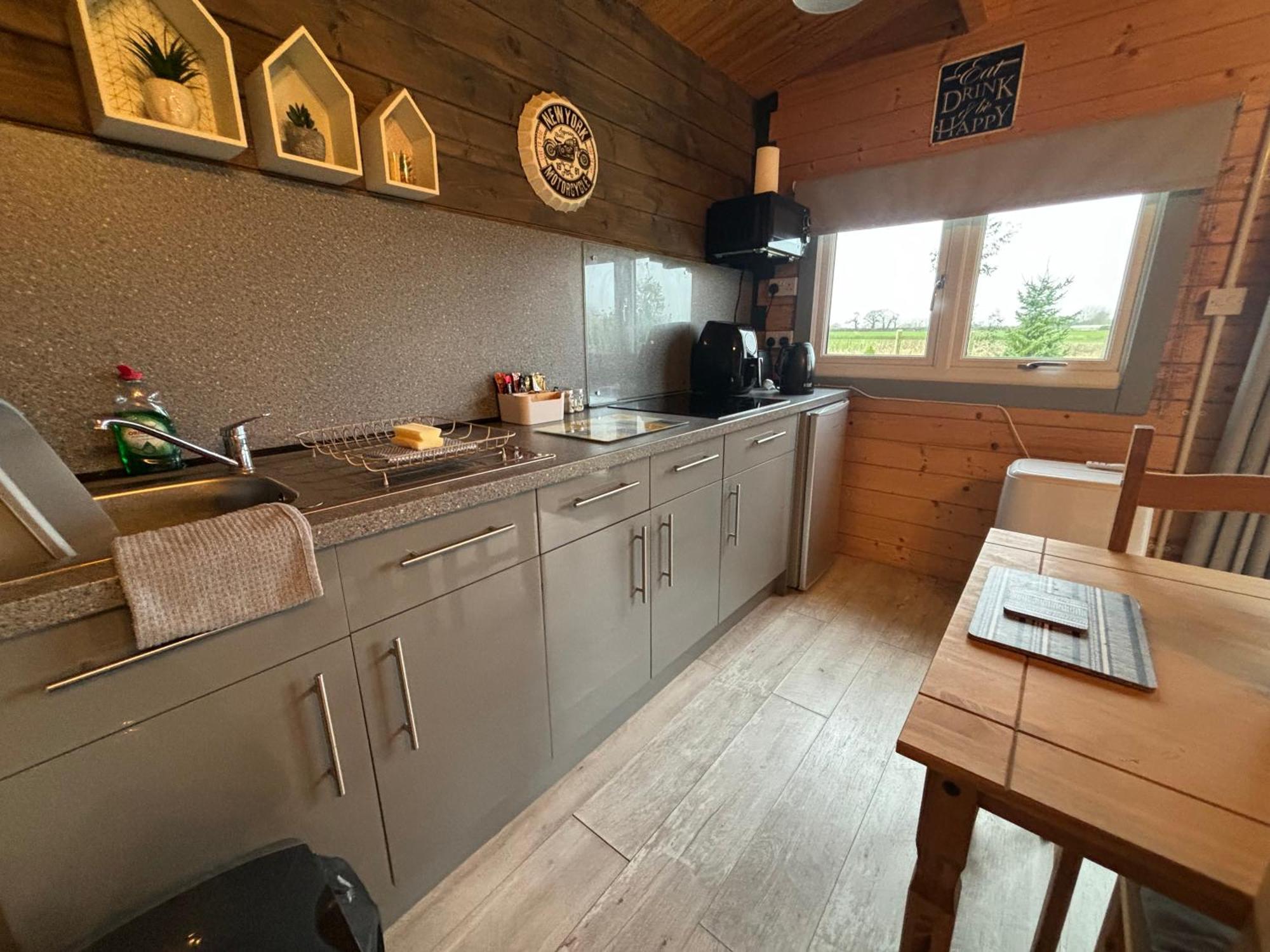 Rife Lodges Аръндел Екстериор снимка